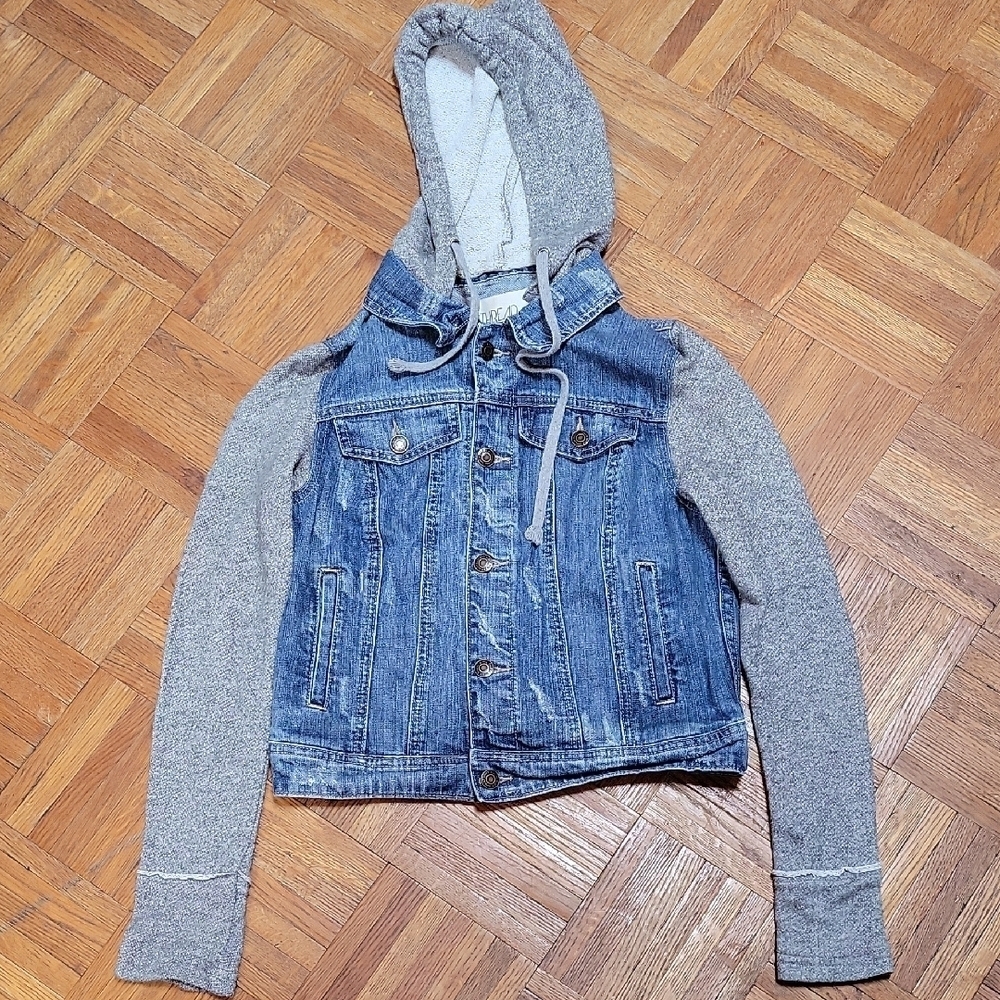 Thread & Supply Hooded Distressed Denim Jean Jacket SIZE SMALL
